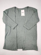 Buy online pre-used pre-loved 100% authentic & Original branded Shein (KWG-3893) available in Pakistan. Top international brands avilable.
